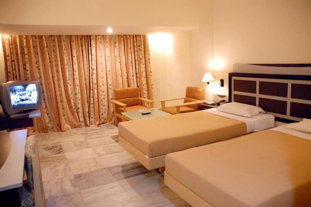 Hotel Abu Palace Chennai Zimmer foto